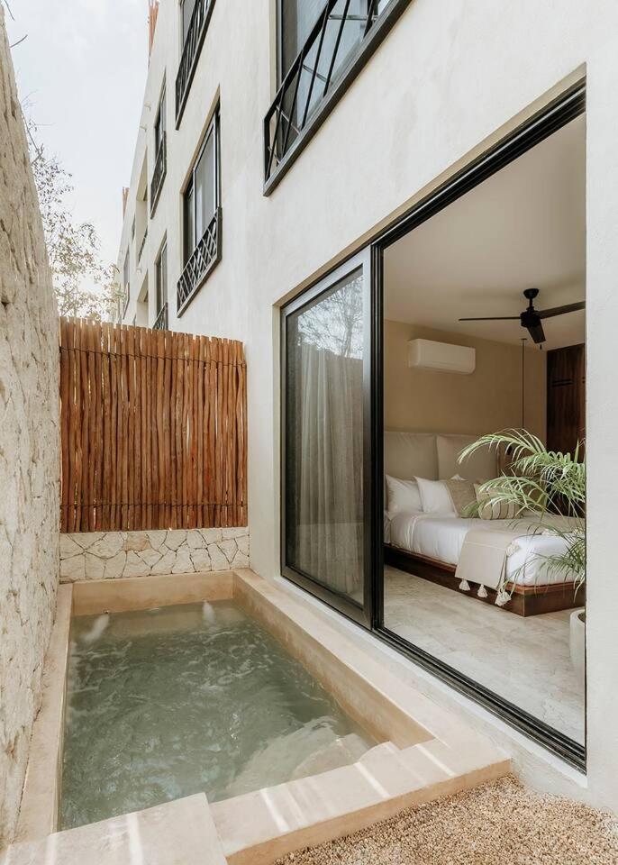 Сasa de vacaciones Itza Jungle Queen Swim Up With Club Access Tulum