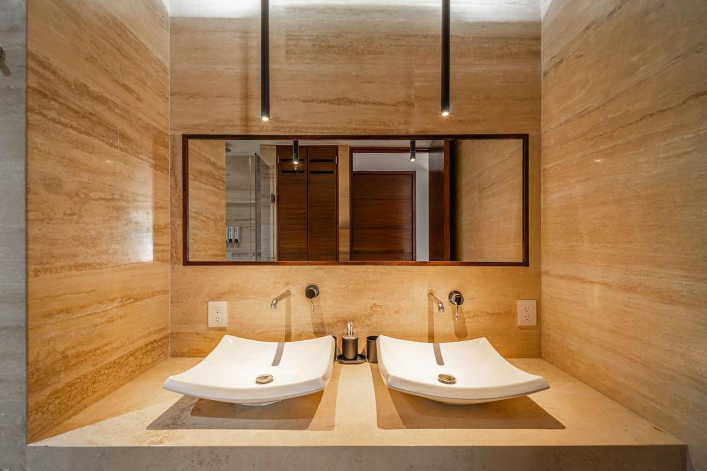 Сasa de vacaciones 1 Bd Luxury With Balcony In Trendy La Veleta *