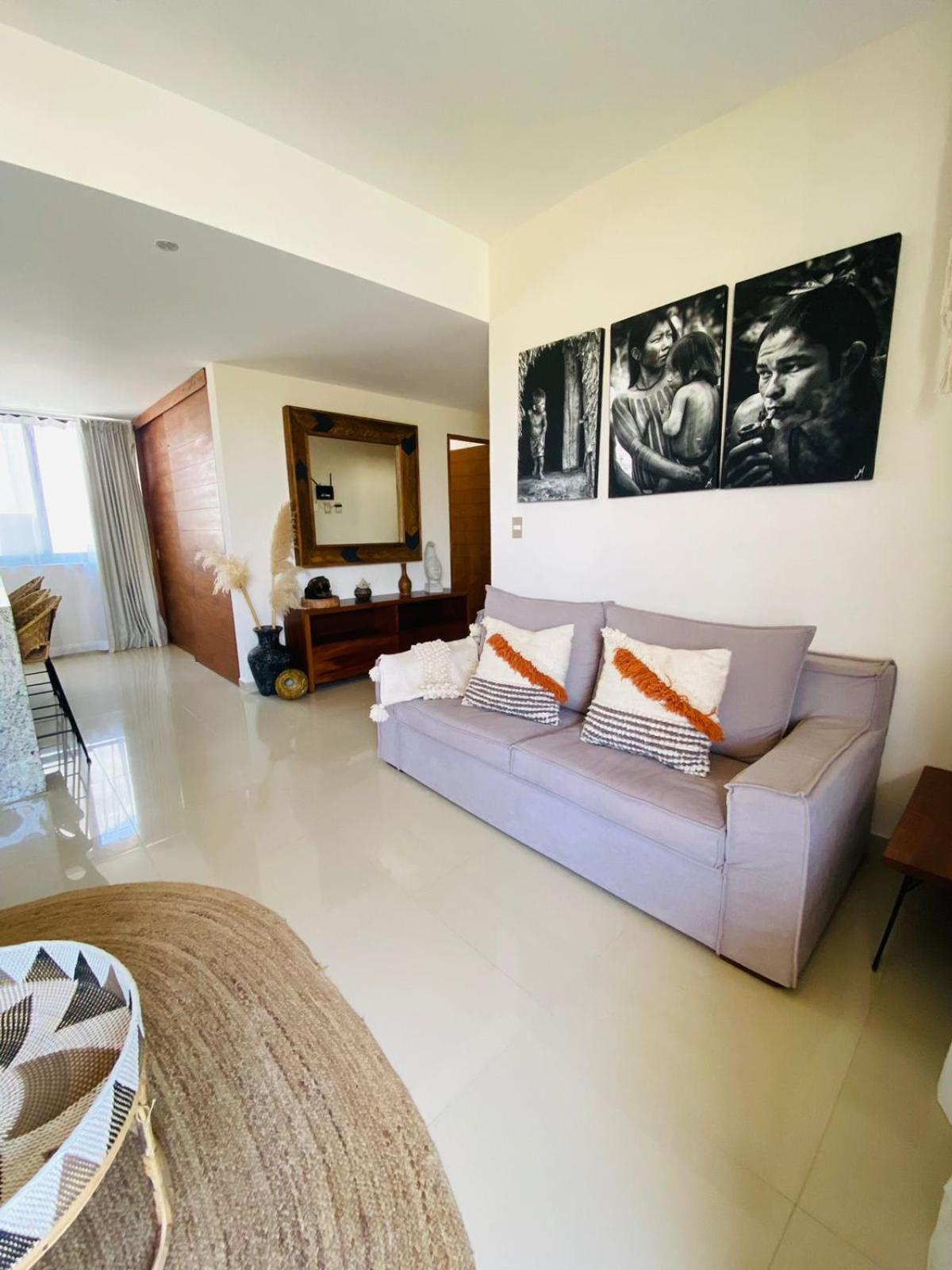 Penthouse Ph1 *