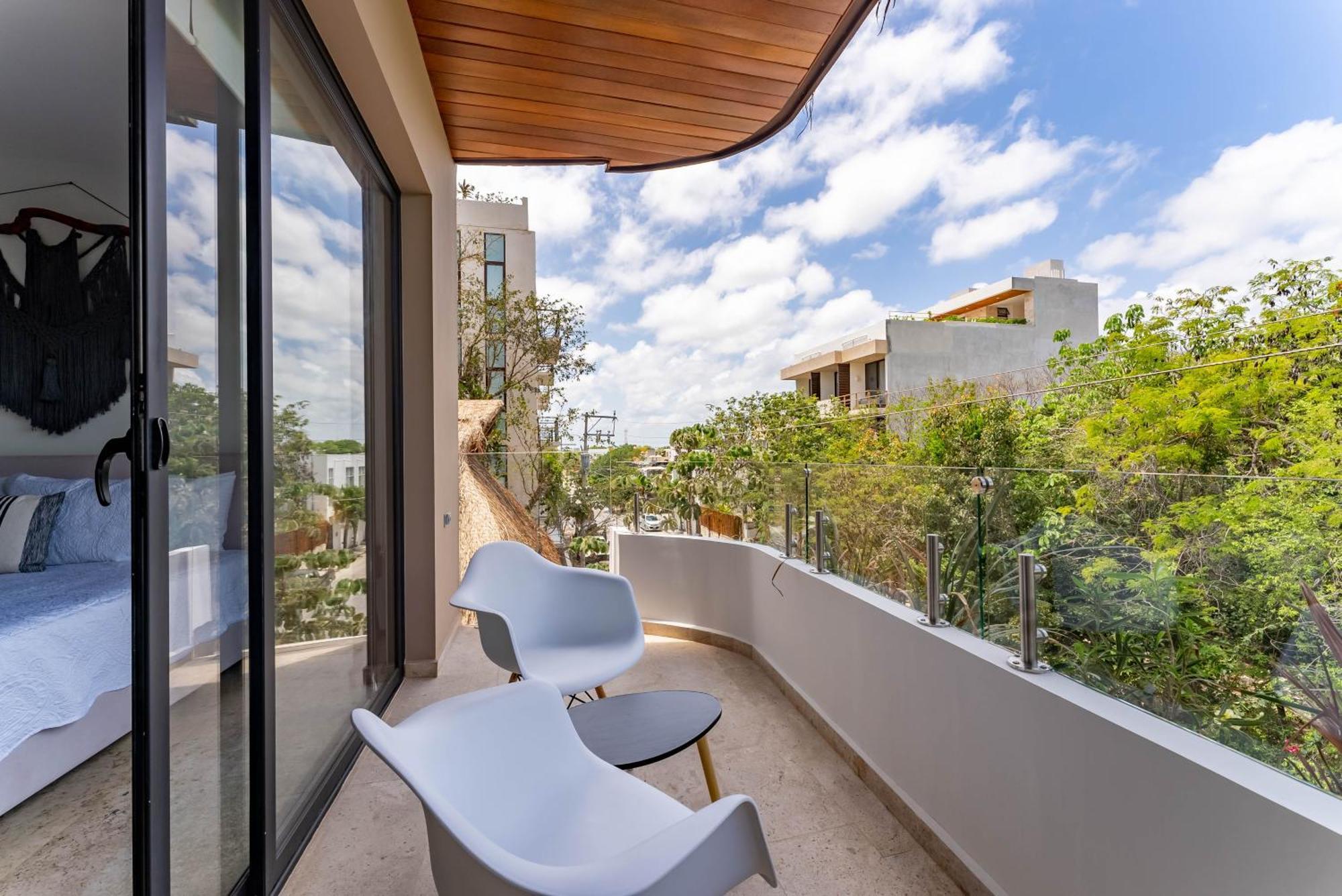 Menesse * Tulum
