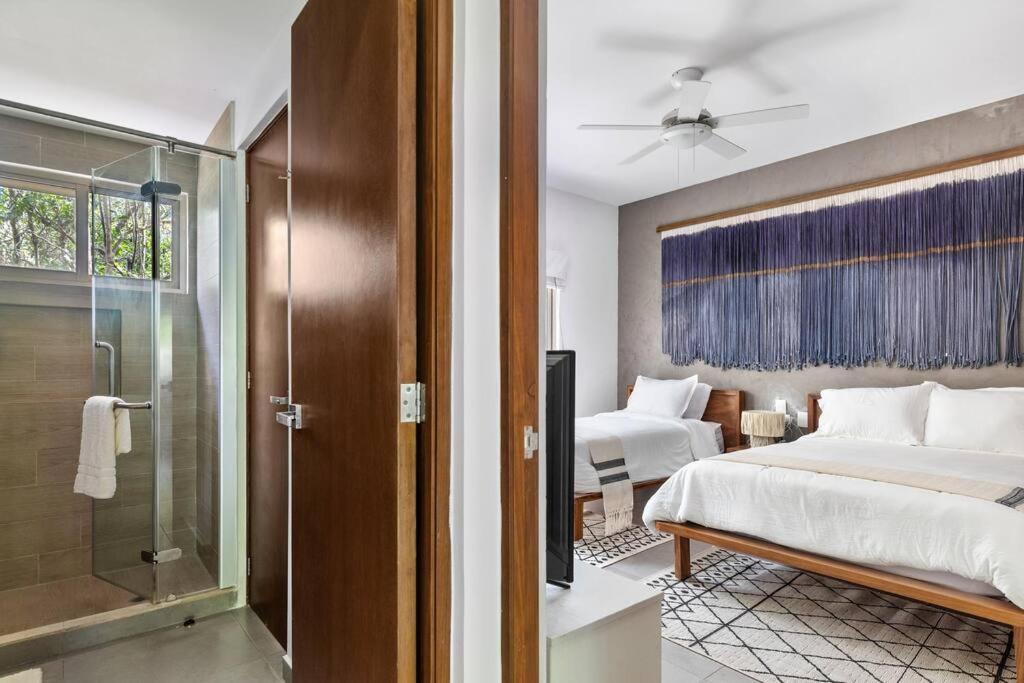 Stylish 2bd In Prime Location With Balcony Apartment *