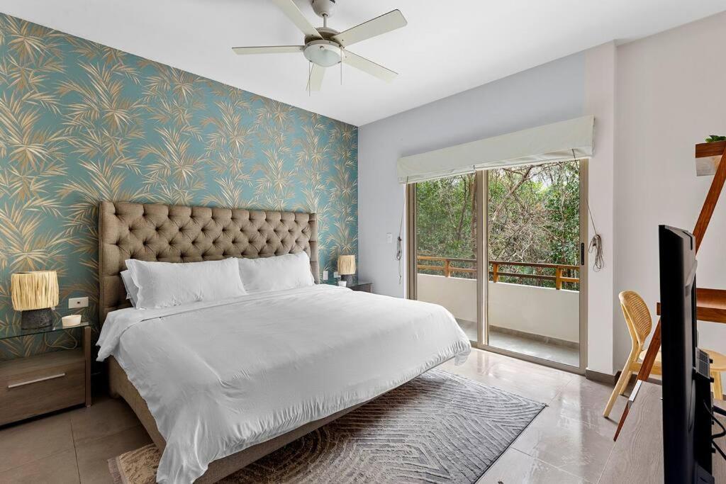 Stylish 2bd In Prime Location With Balcony Apartment *
