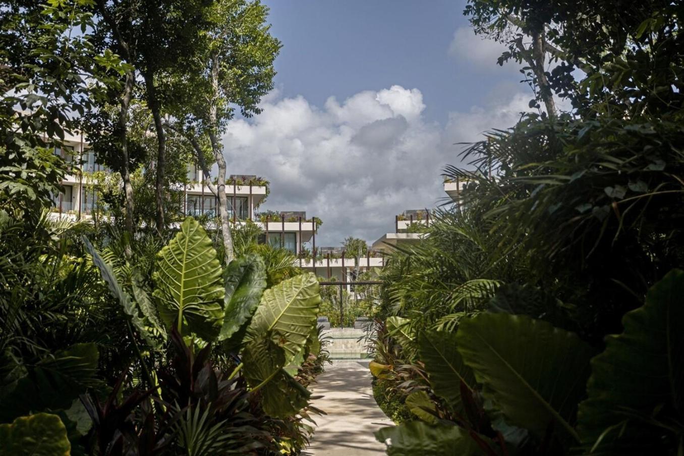 Apartamento Jungle Luxury Pools, Gym &
