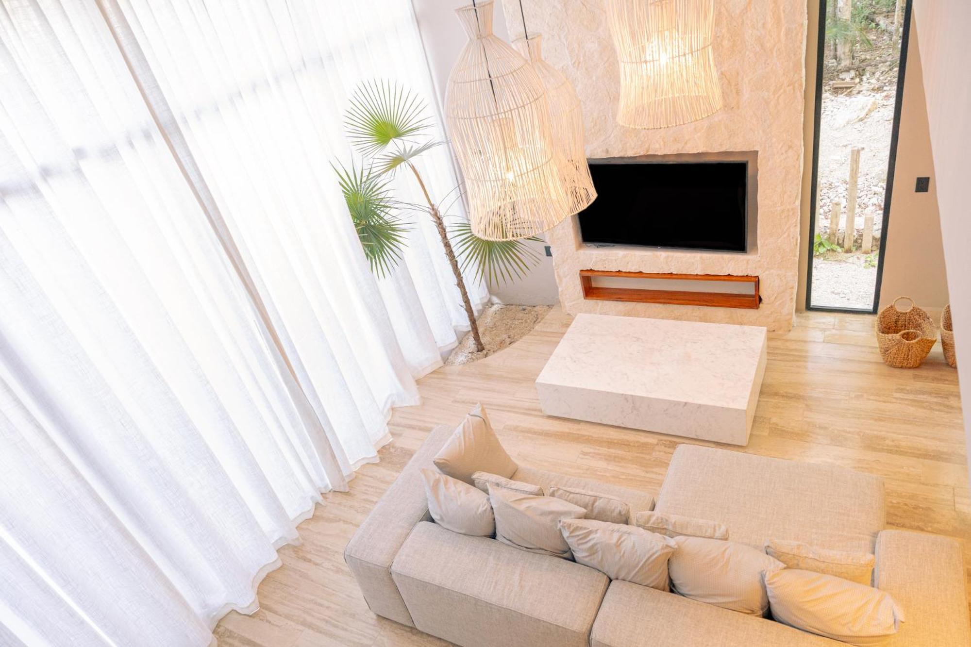 Dossantas Wellness & Jungle Retreat By Bt Homes