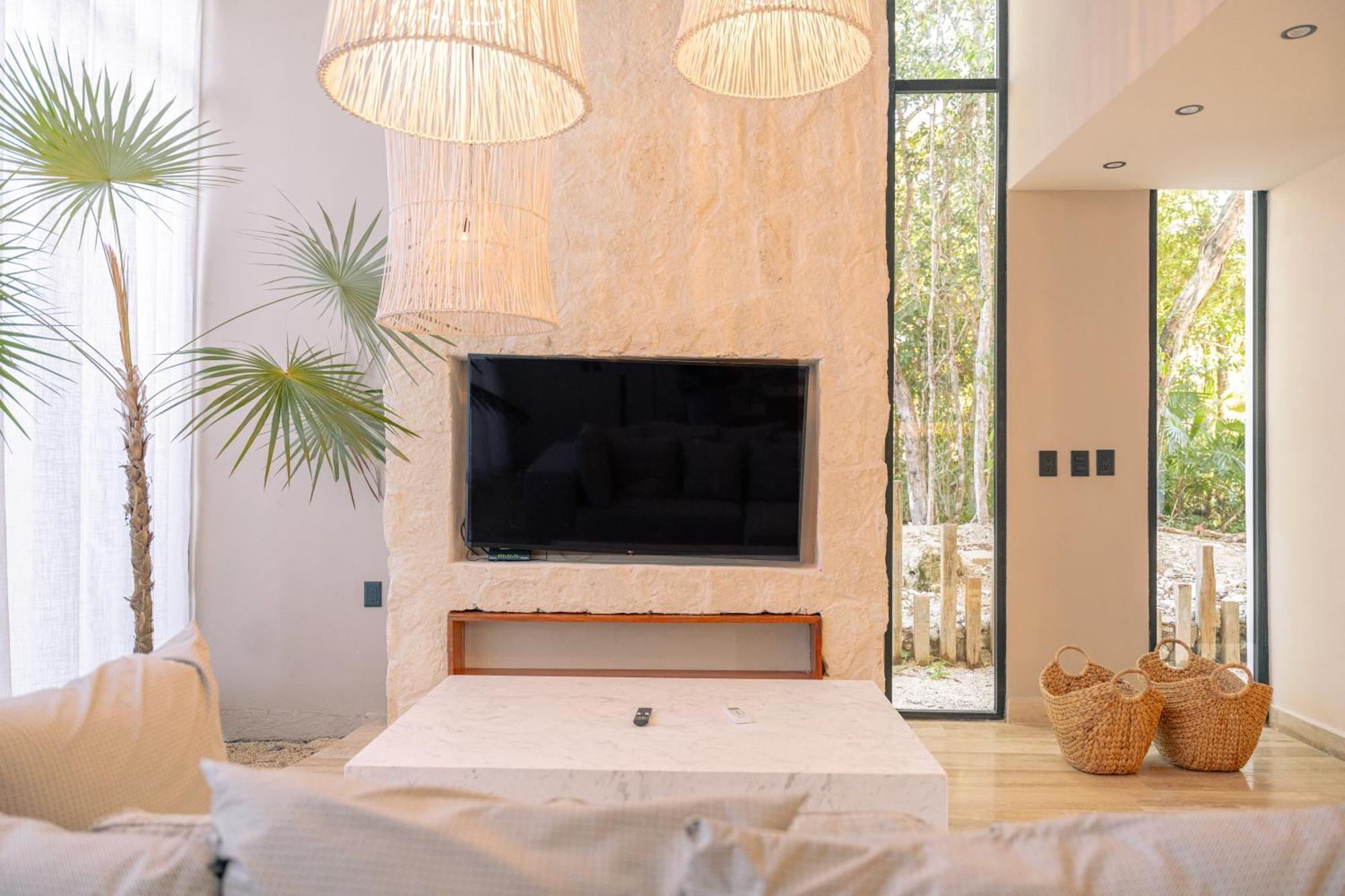 Dossantas Wellness & Jungle Retreat By Bt Homes