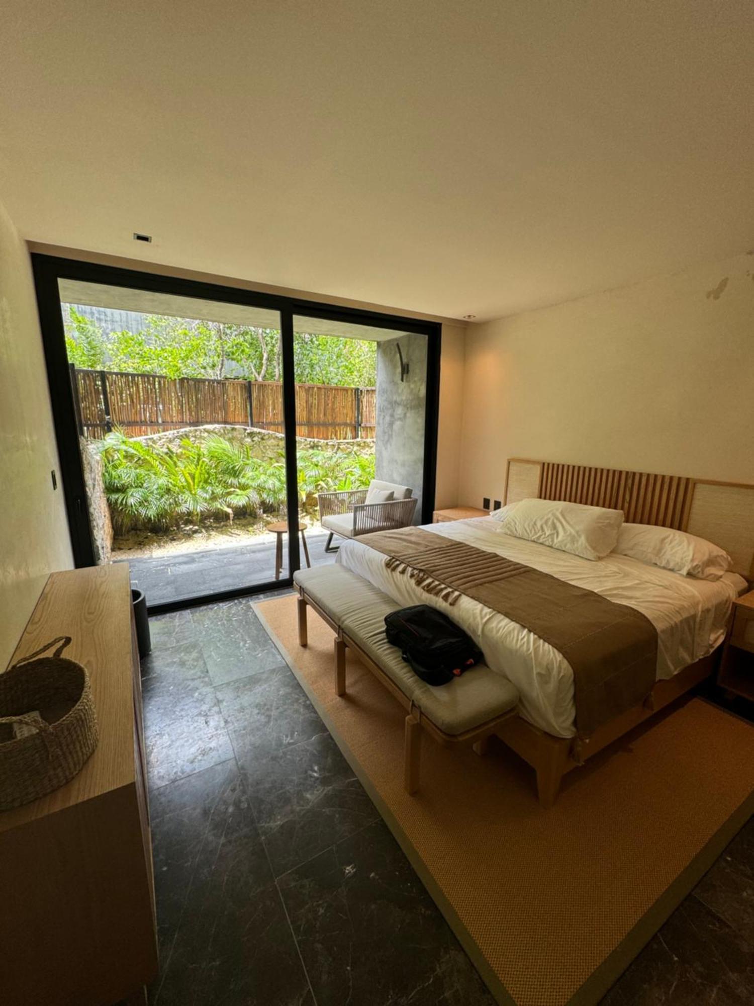 Lovely 2bedroom Serviced + Pool & Garden Apartamento *