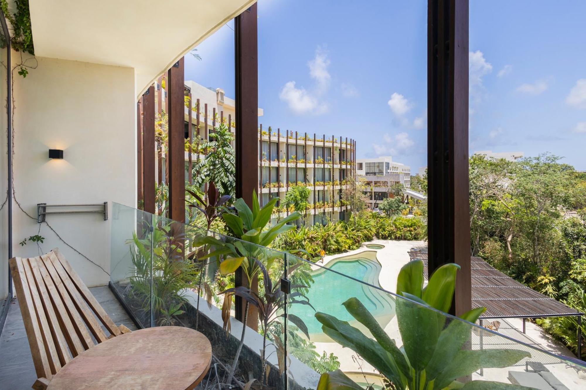 Mistiq Gardens Tulum