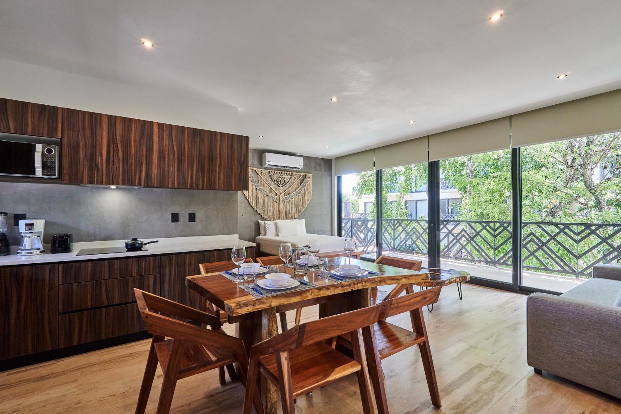 Escape - Stylish Pool, Gym & Parking Apartamento *
