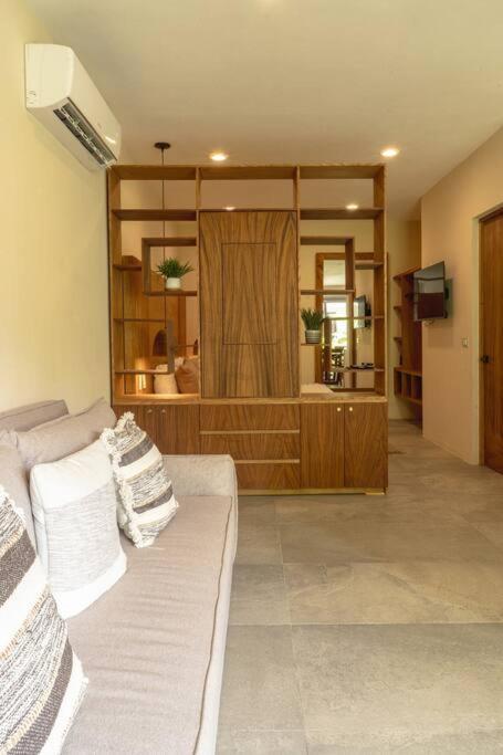 Apartamento Lujoso Estudio Con Acceso A La Piscina - La Veleta