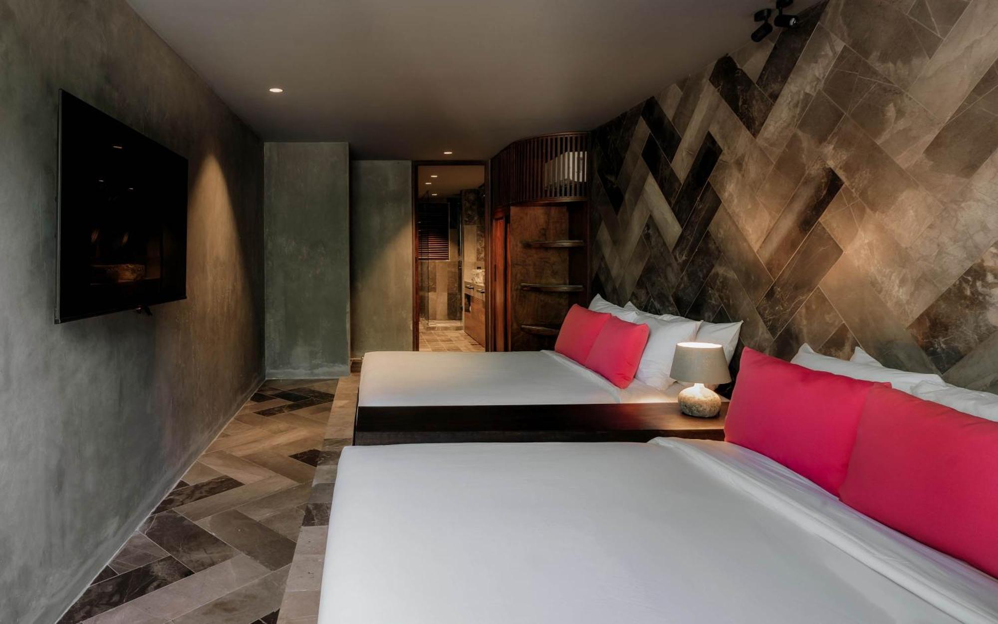Barneys New York Residences Pink * Tulum