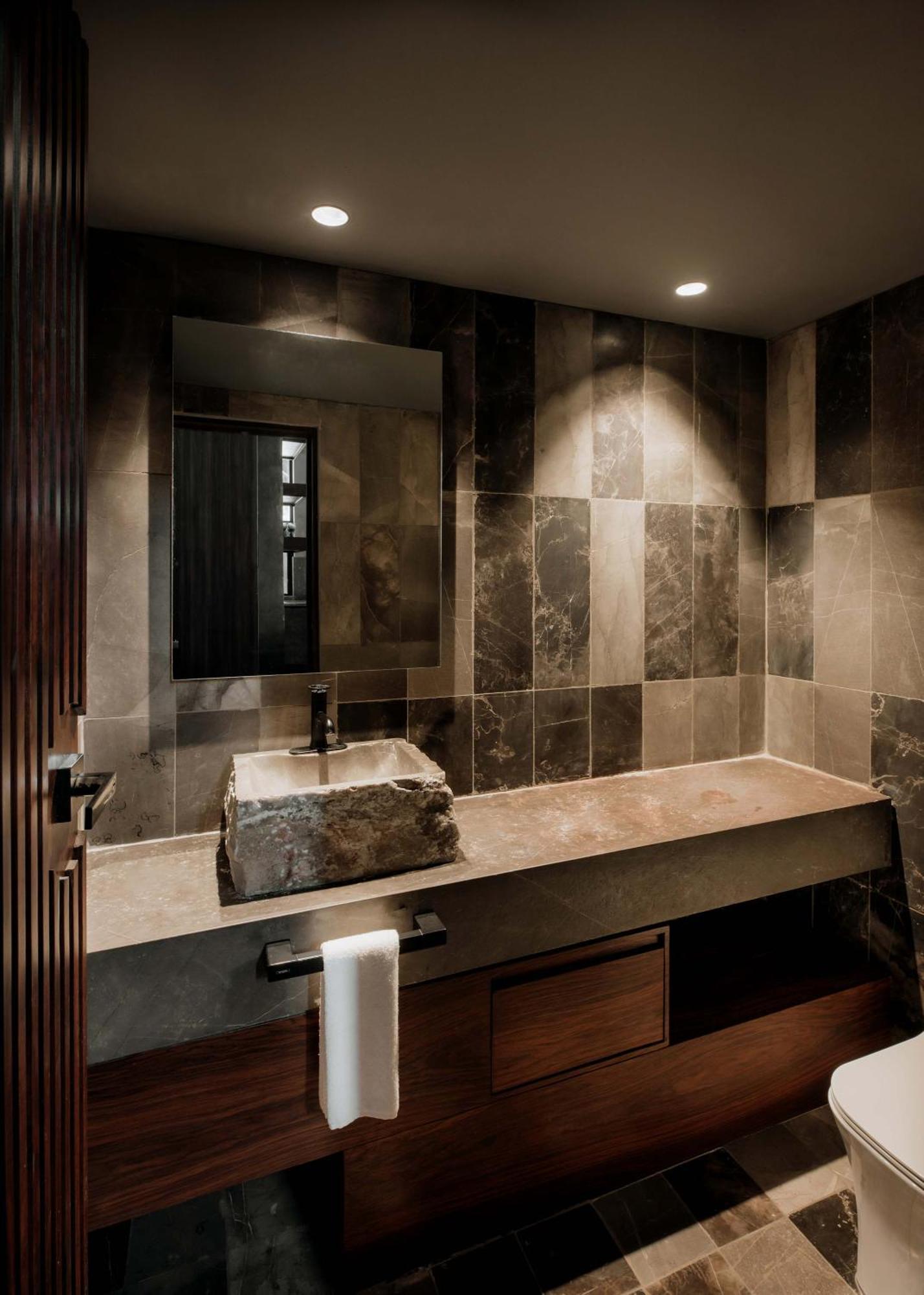 Barneys New York Residences Pink *