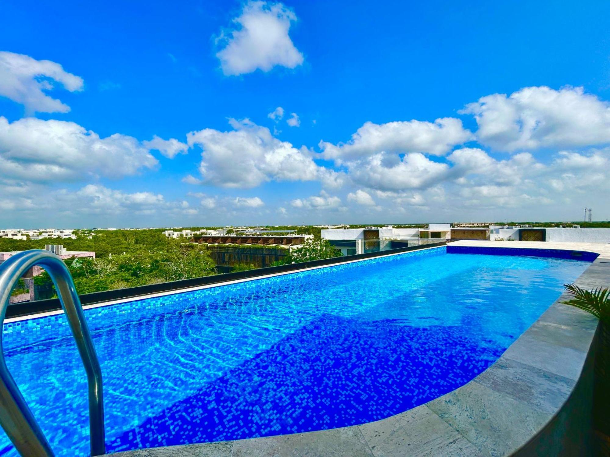 Beautiful Rooftop With Private Terrace, Amazing Pool With Aerial Views, Jacuzzi-sauna-gym-laundry-cinema-coworking Apartamento