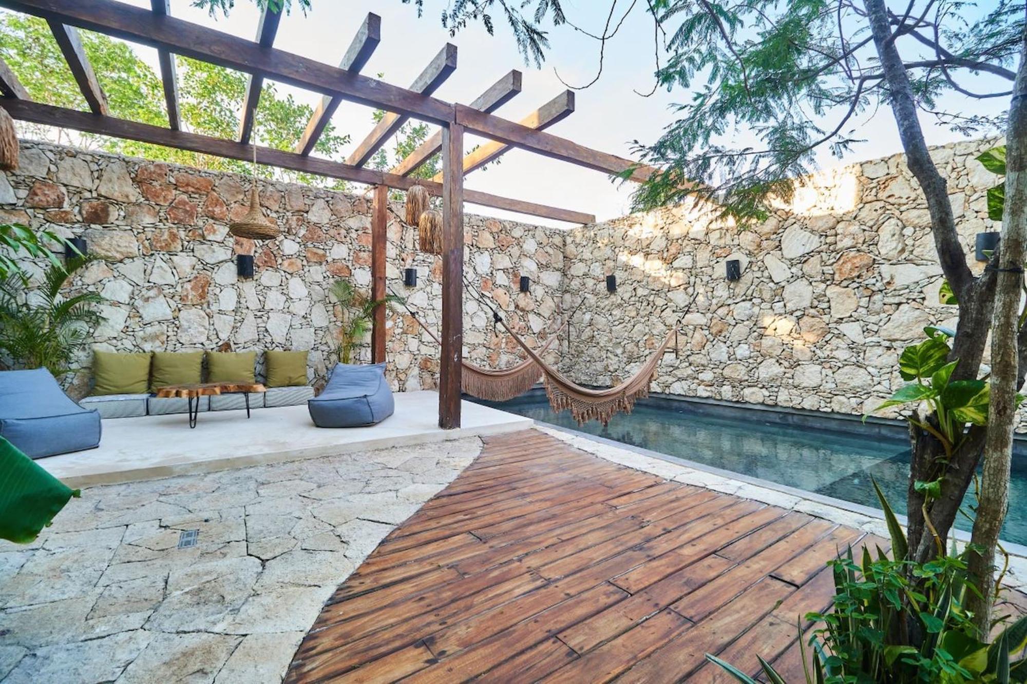 Allegro Private Pools Comfort And Privacy *