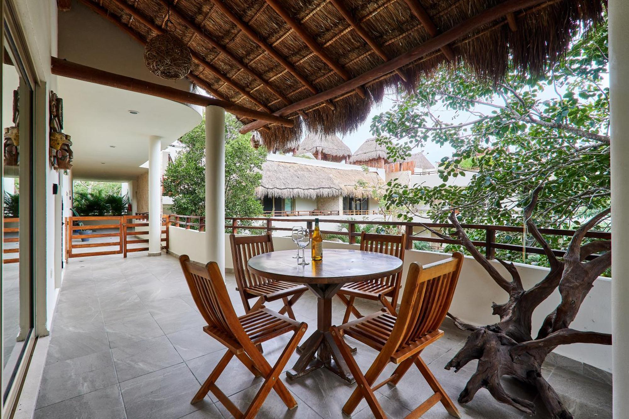 Luxury Penthouse With Private Rooftop & Hot Tub Apartamento