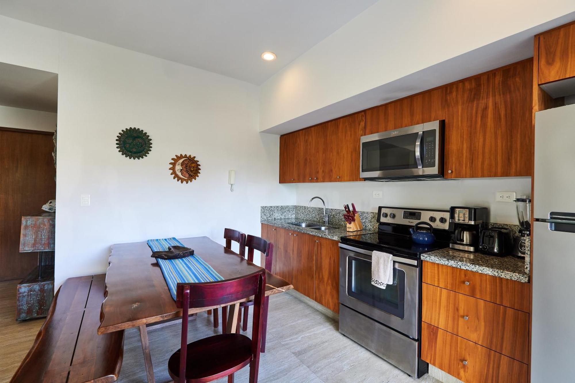 Luxury Penthouse With Private Rooftop & Hot Tub Apartamento