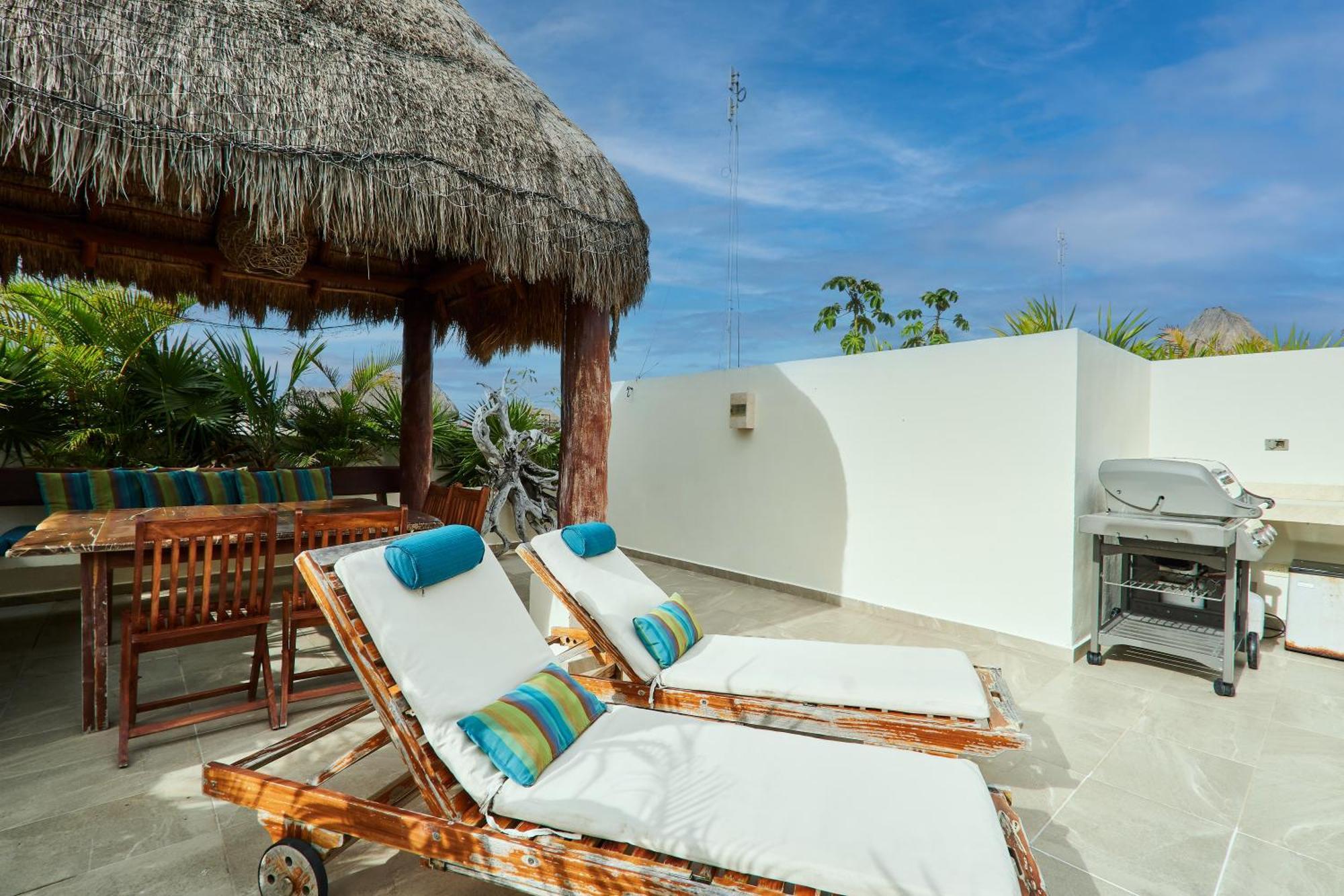 Luxury Penthouse With Private Rooftop & Hot Tub Apartamento