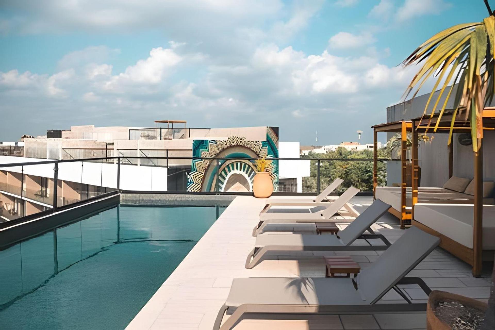 Tuk Viento 213 - Romantic Studio: Pool, Balcony & Padel Court