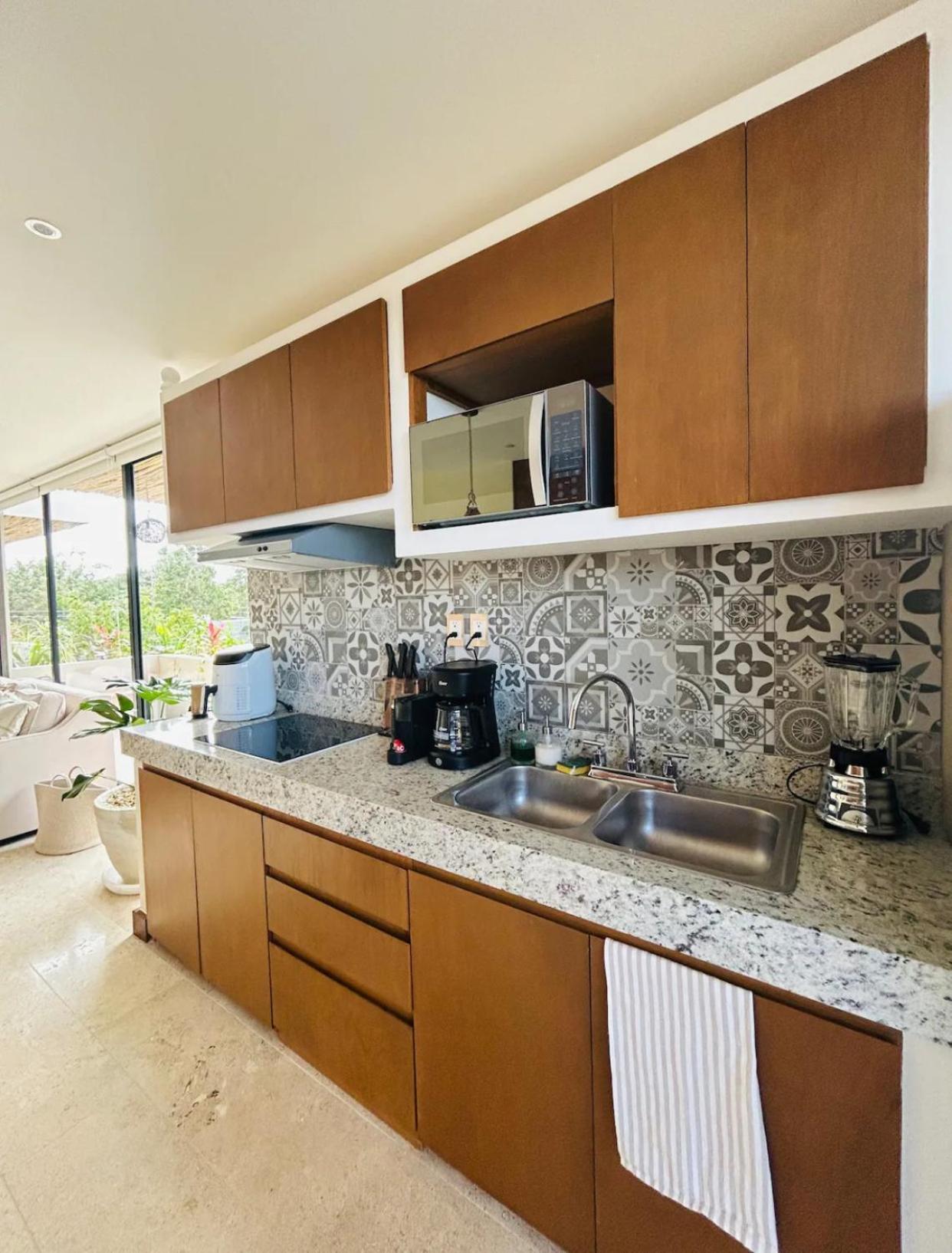New Large Luxurious 1 Bedroom, 1 Bathroom In Apartamento *