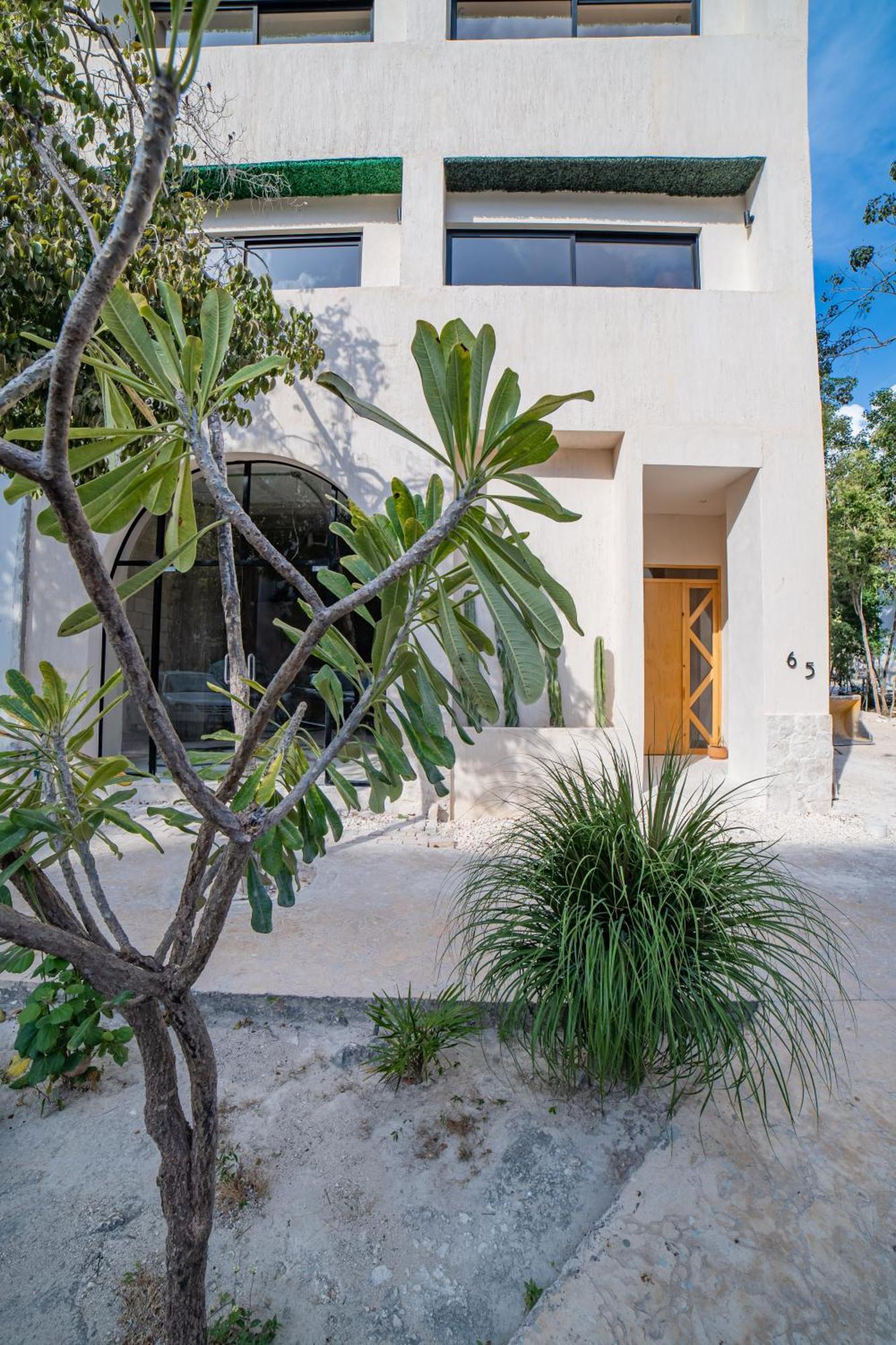 Hotel Crystal By