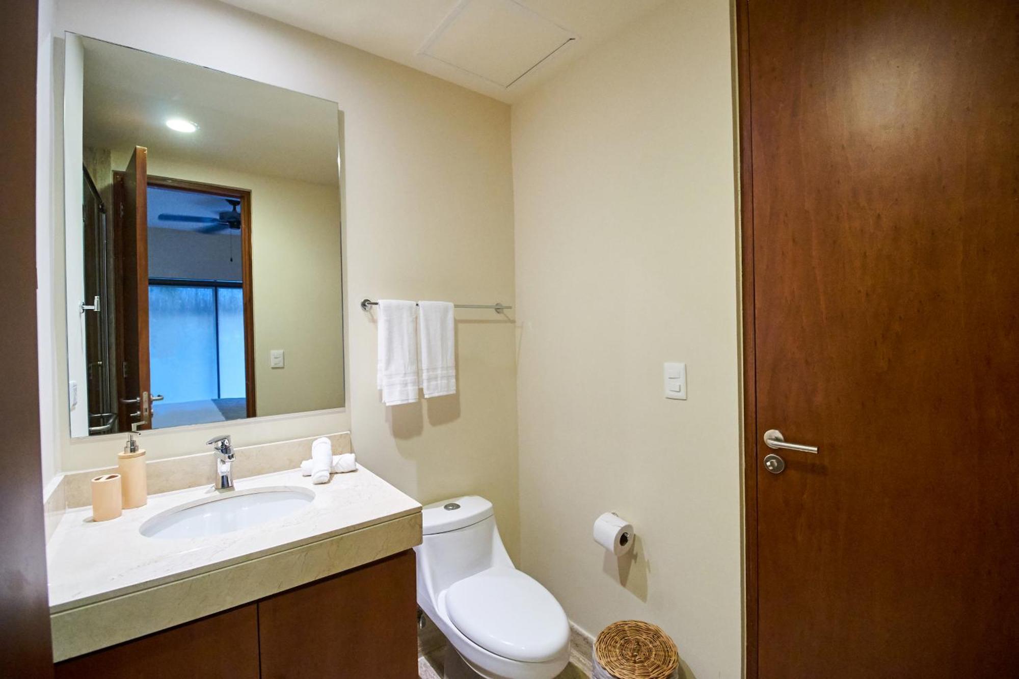 Apartamento Luxury Poolside Gem With Pool, Jacuzzi & Gym Tulum