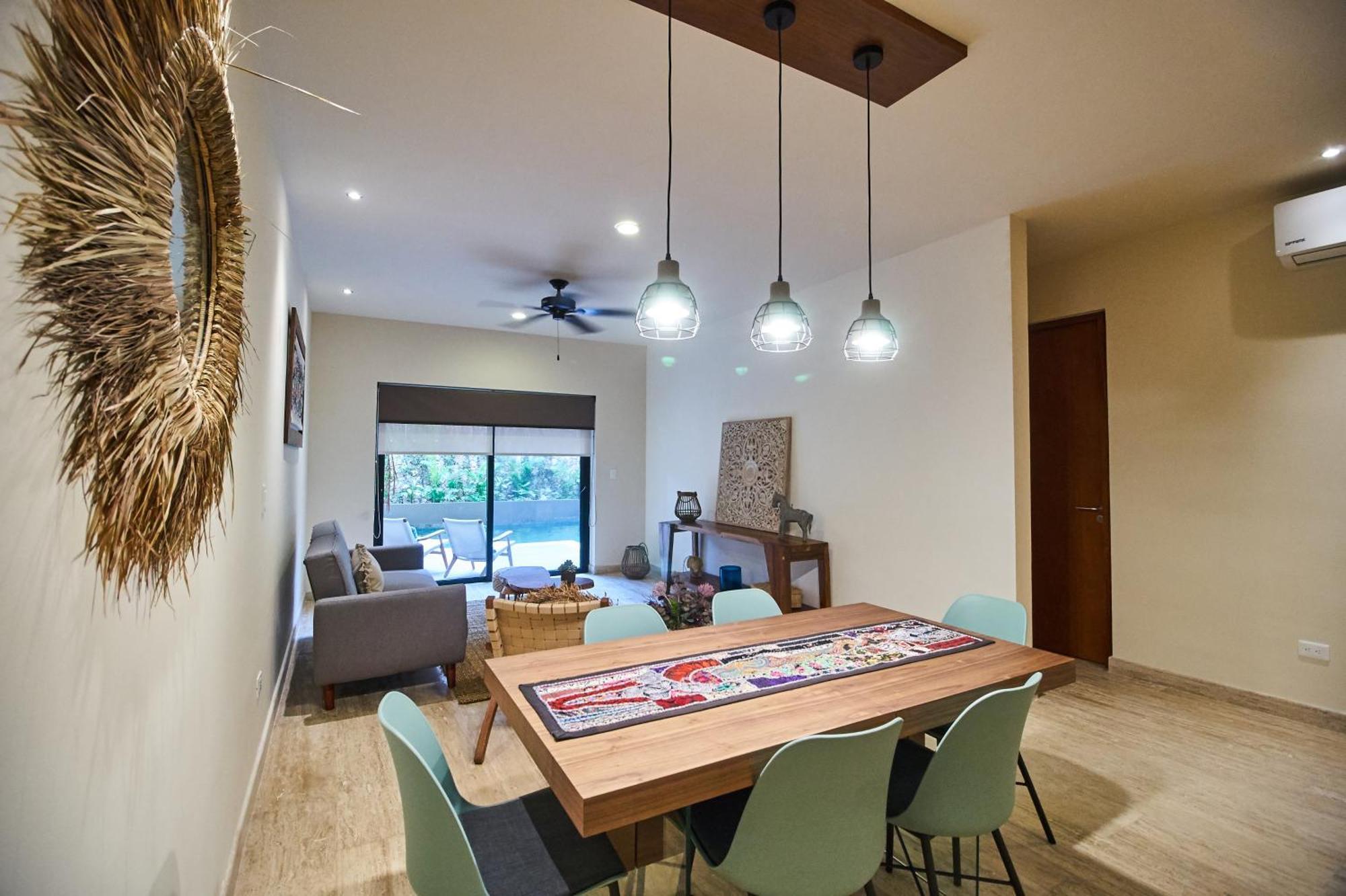 Luxury Poolside Gem With Pool, Jacuzzi & Gym Apartamento *