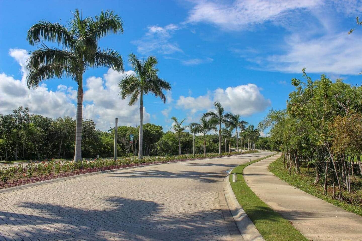 Departamento 5, Country Home, Con Muelle De Pesca, Club De Playa, Alberca, Cenote Y Campo De Golf, Contrata Day Pass Bahia Principe Tulum