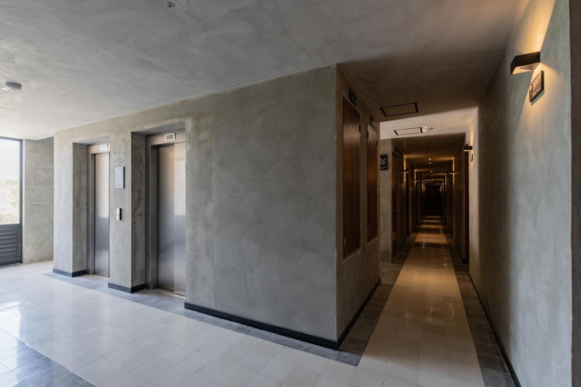 Modern With Rooftop Pool In Downtown Apartamento Tulum