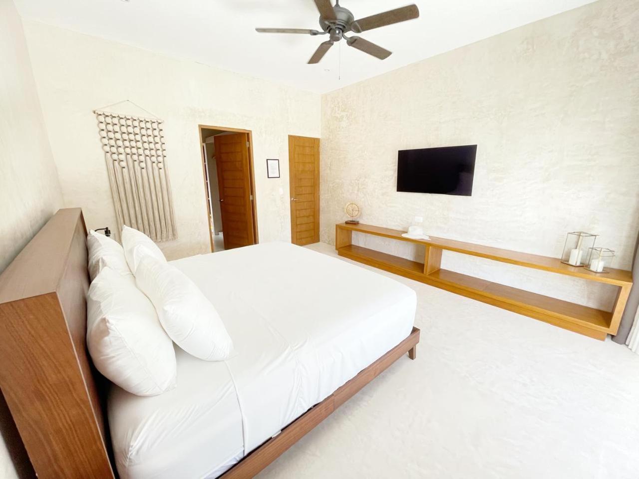 Luxury House Tomanoa - 10pers - 4rooms - Pool - Hotjacuzzi - Speed Wifi -waterfall *