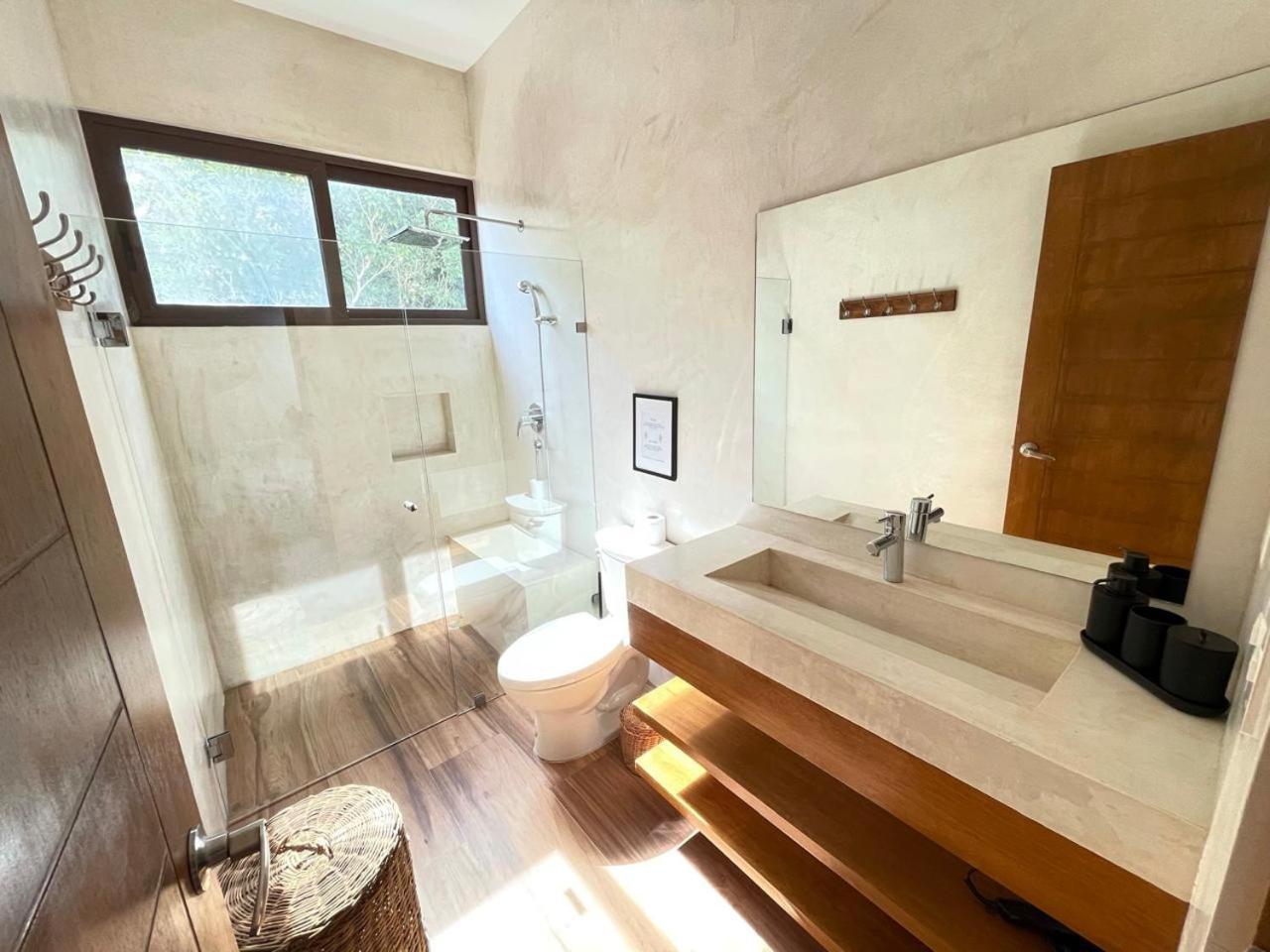 Luxury House Tomanoa - 10pers - 4rooms - Pool - Hotjacuzzi - Speed Wifi -waterfall Villa