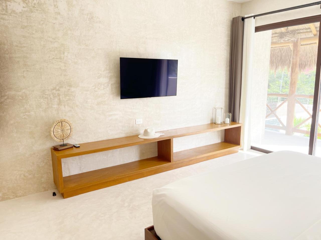 Luxury House Tomanoa - 10pers - 4rooms - Pool - Hotjacuzzi - Speed Wifi -waterfall Villa *