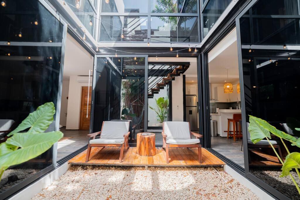 Vacation Private Rooftop Pool Walk 2 Town Villa *