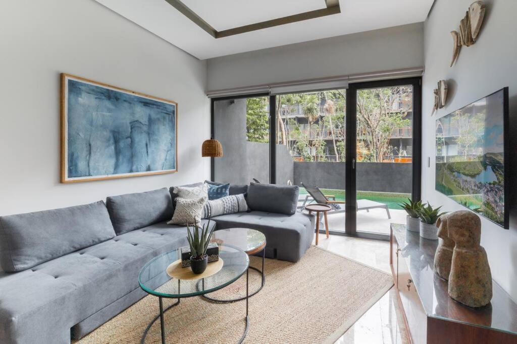 2br Designer's Pad Private Pool Closest To