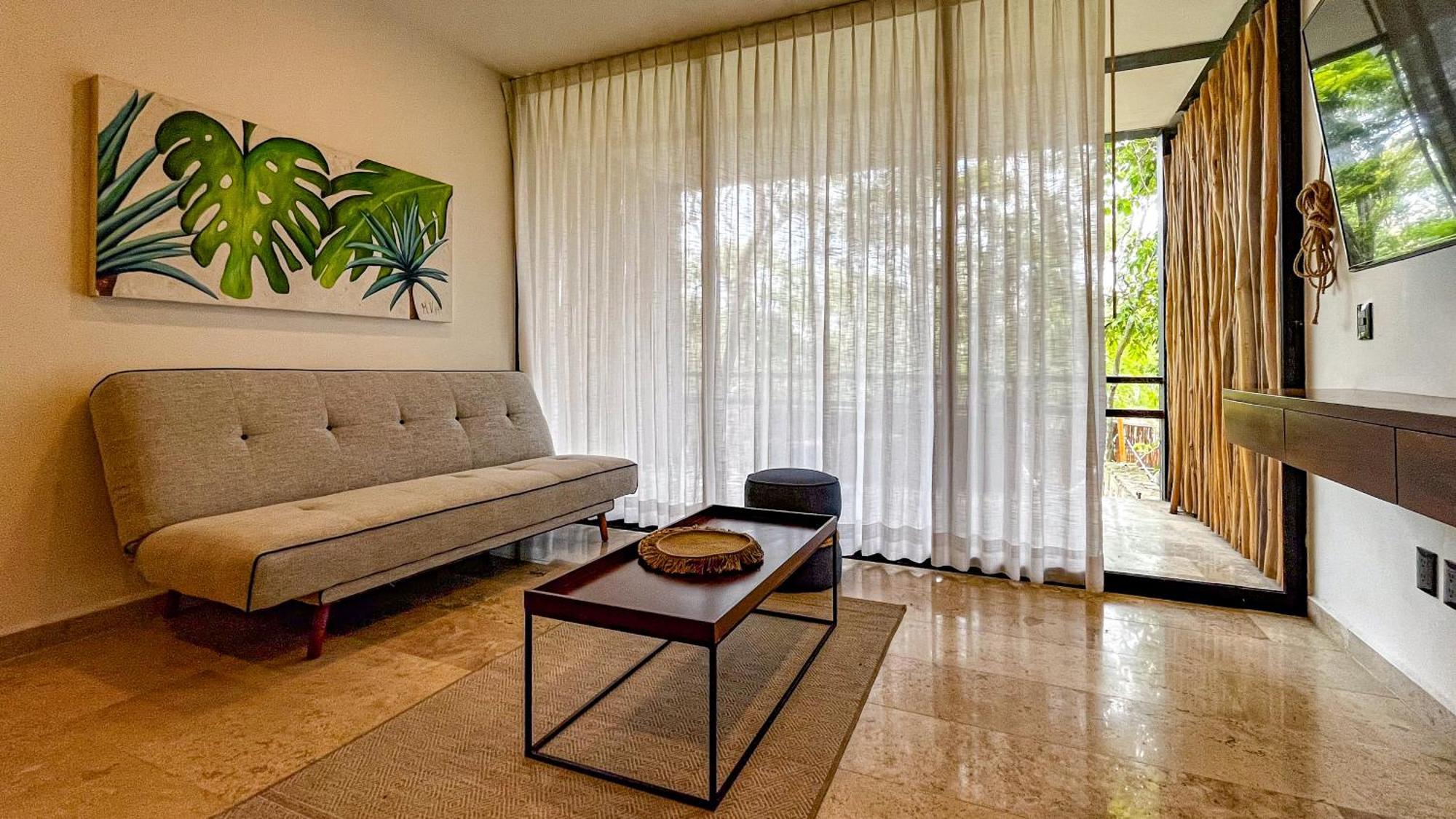 Hotel Amaka Calma