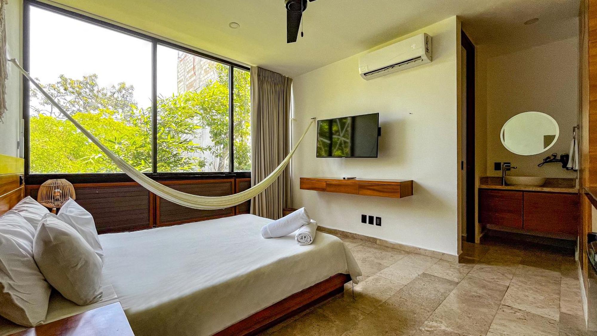 Amaka Calma Hotel