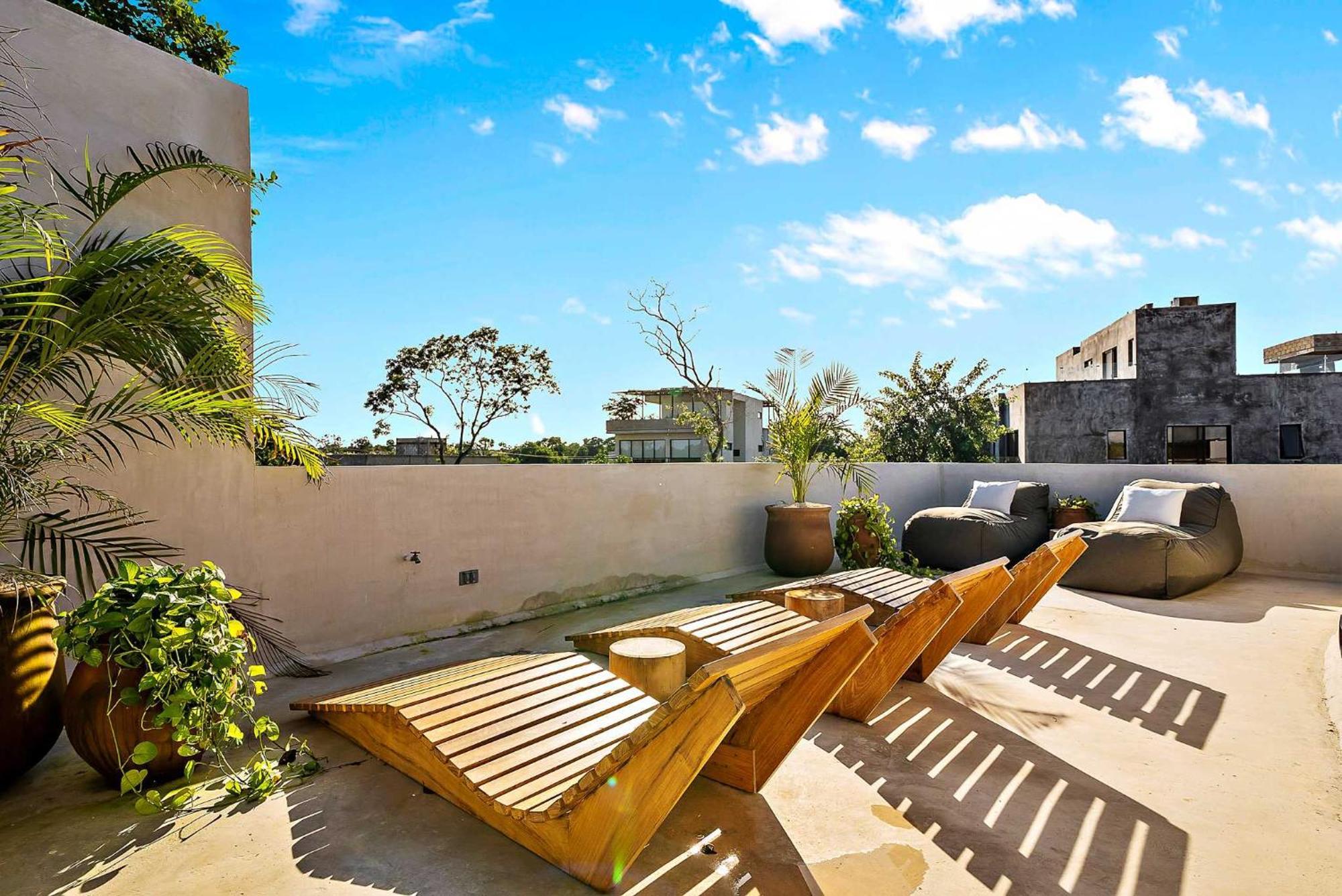 Villa Majestic Jungle With 2 Pools & Rooftop Bbq