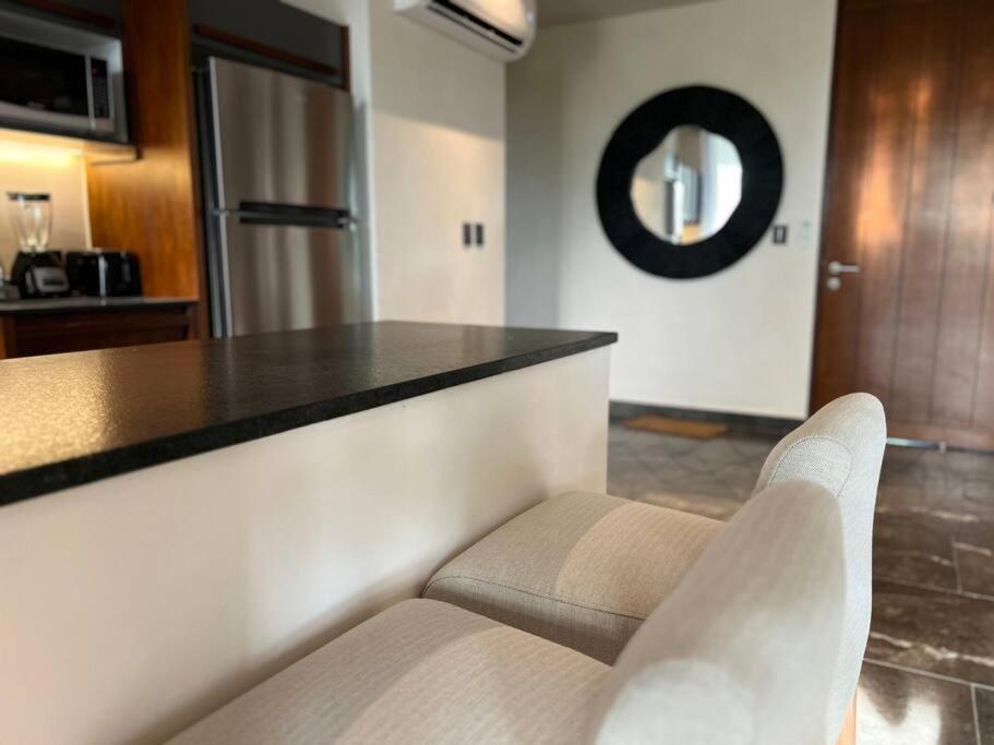 Humana In Apartment *