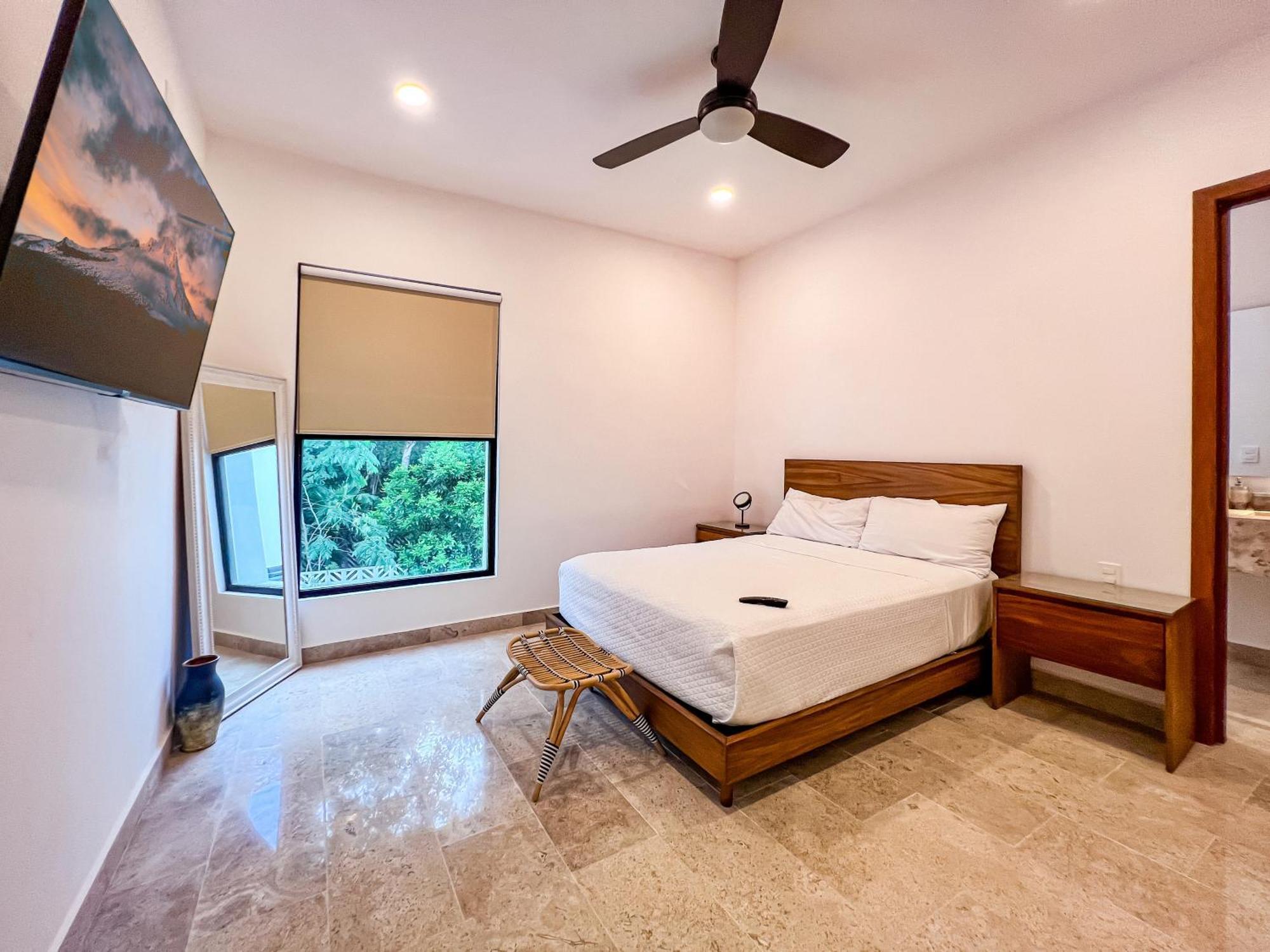 Сasa de vacaciones 3br 3ba Townhouse With Private Pool In La Veleta