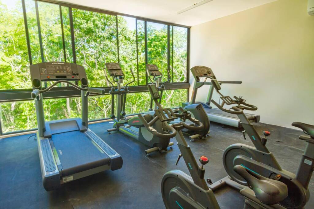 Fabulous 2bd, Rooftop Pool, Cinema, Sauna, Gym
