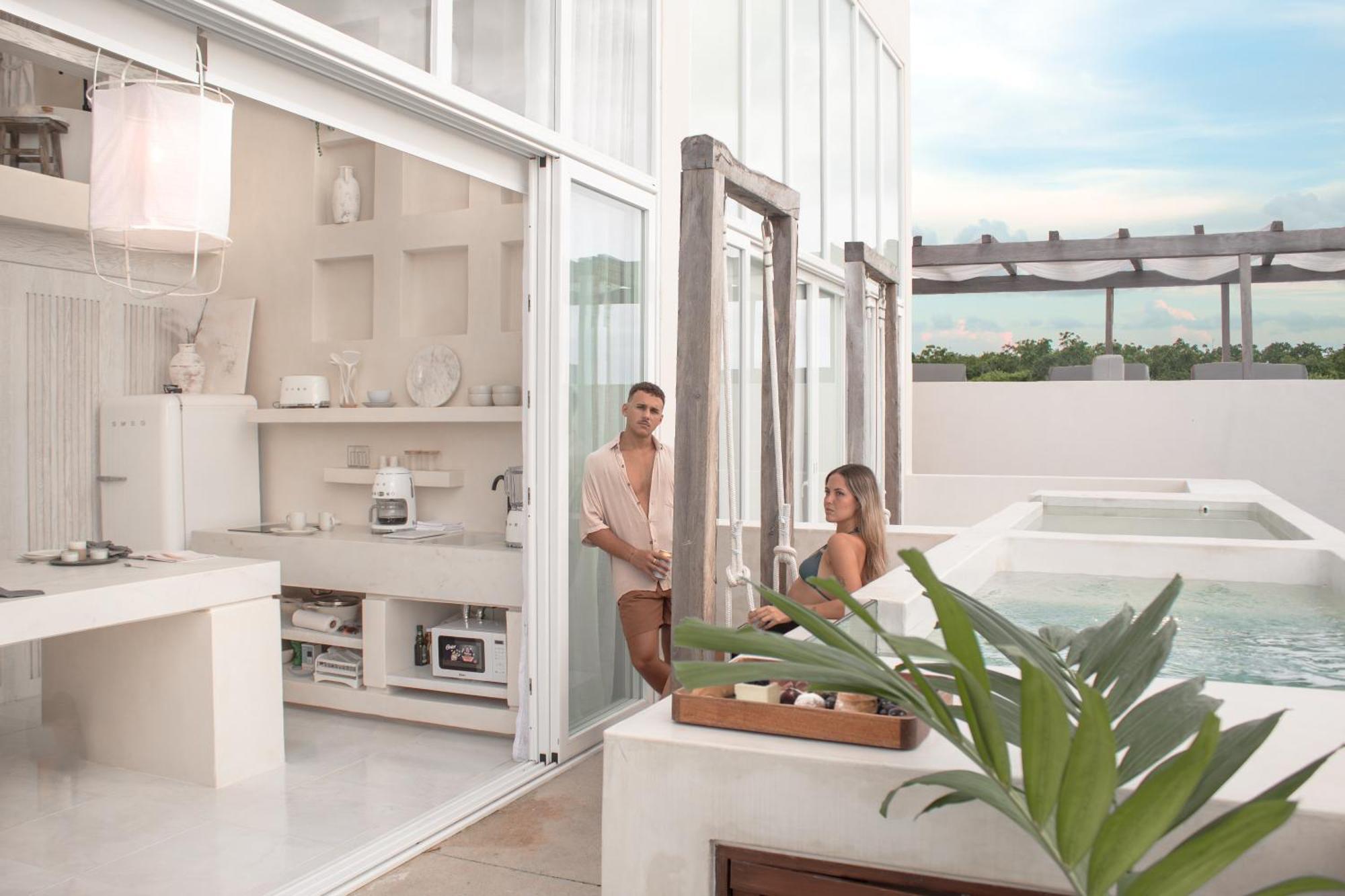 Jungle Luxe Hotel 5*