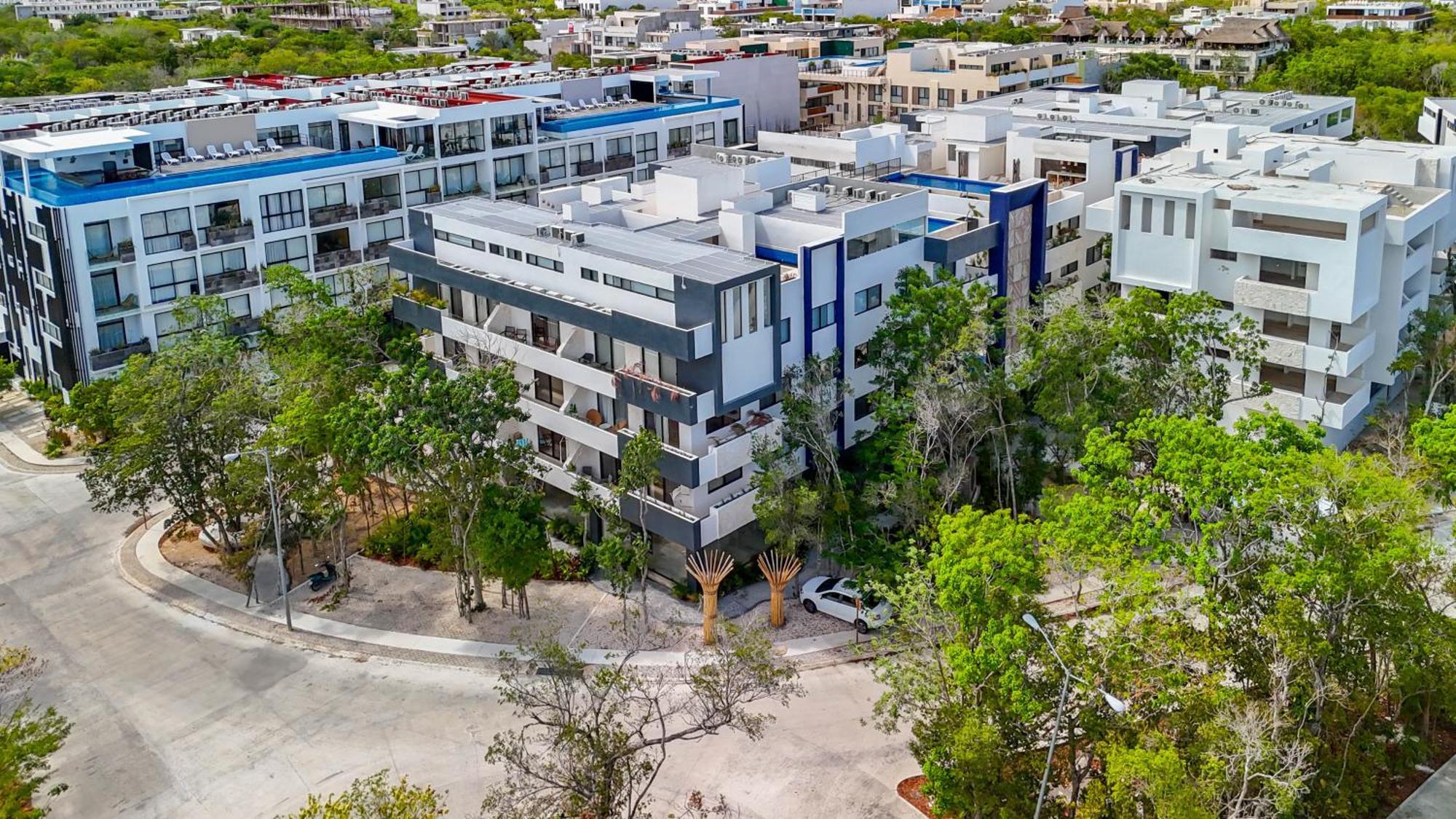 1 Bd With Private Balcony, Rooftop Pool, Gym * Tulum
