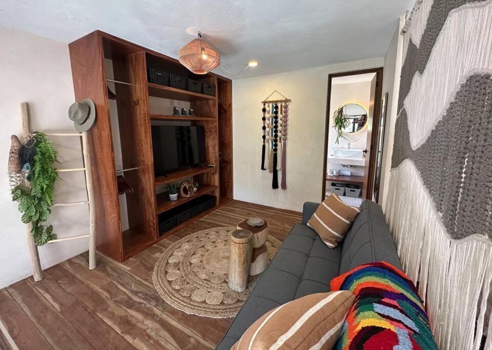 Apartamento 2 Bdr Stunning Designer Loft - Centro *