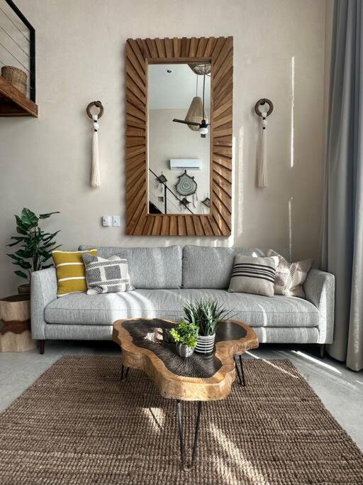 2 Bdr Stunning Designer Loft - Centro Apartamento *