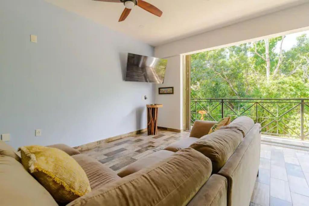 Сasa de vacaciones Relax In A Private Oasis In Tulum, Featuring A Pool, Exclusive Terrace, 3 Bedrooms, 3 Bathrooms, And Luxurious Amenities *
