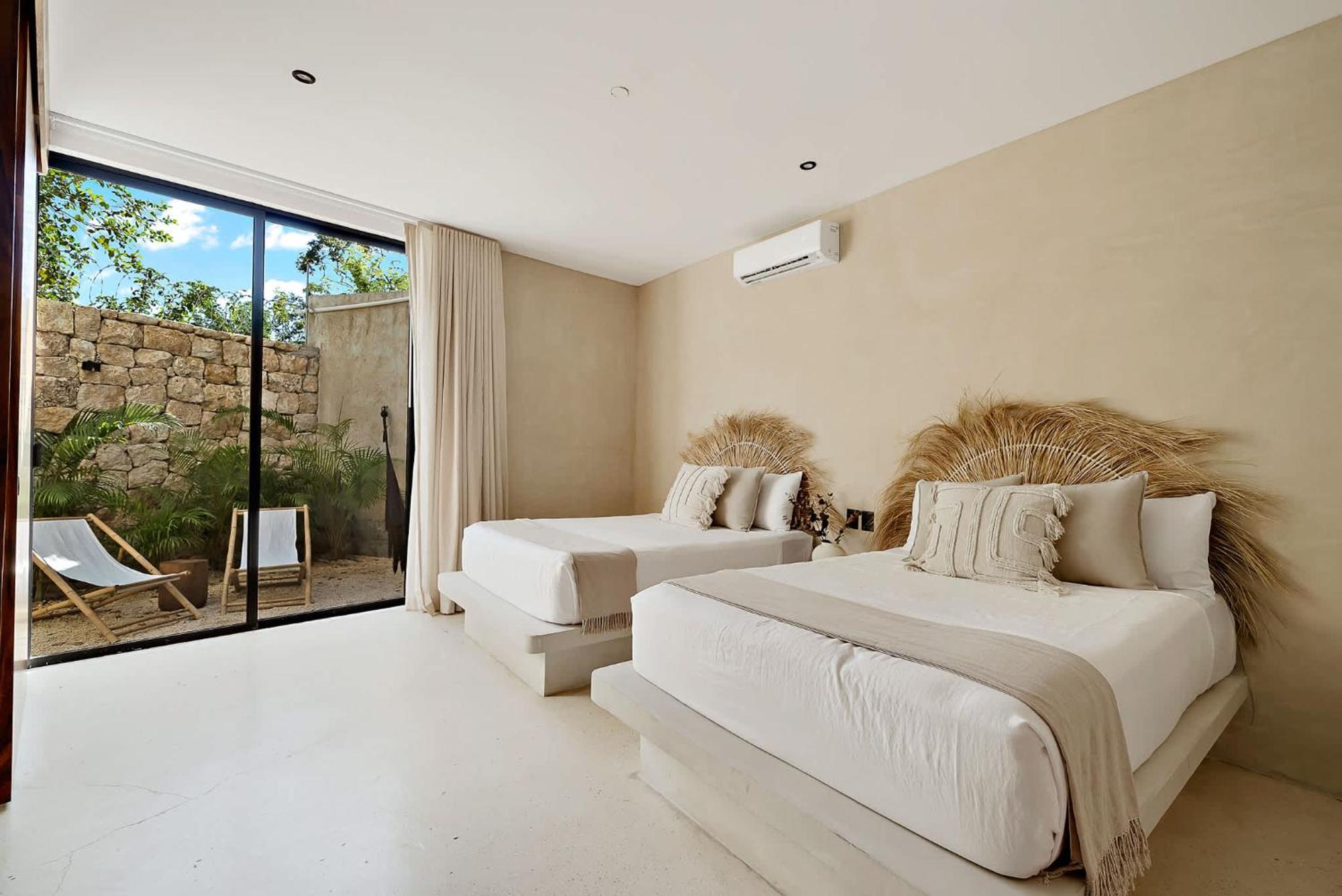 Majestic Jungle With 2 Pools & Rooftop Bbq Villa *