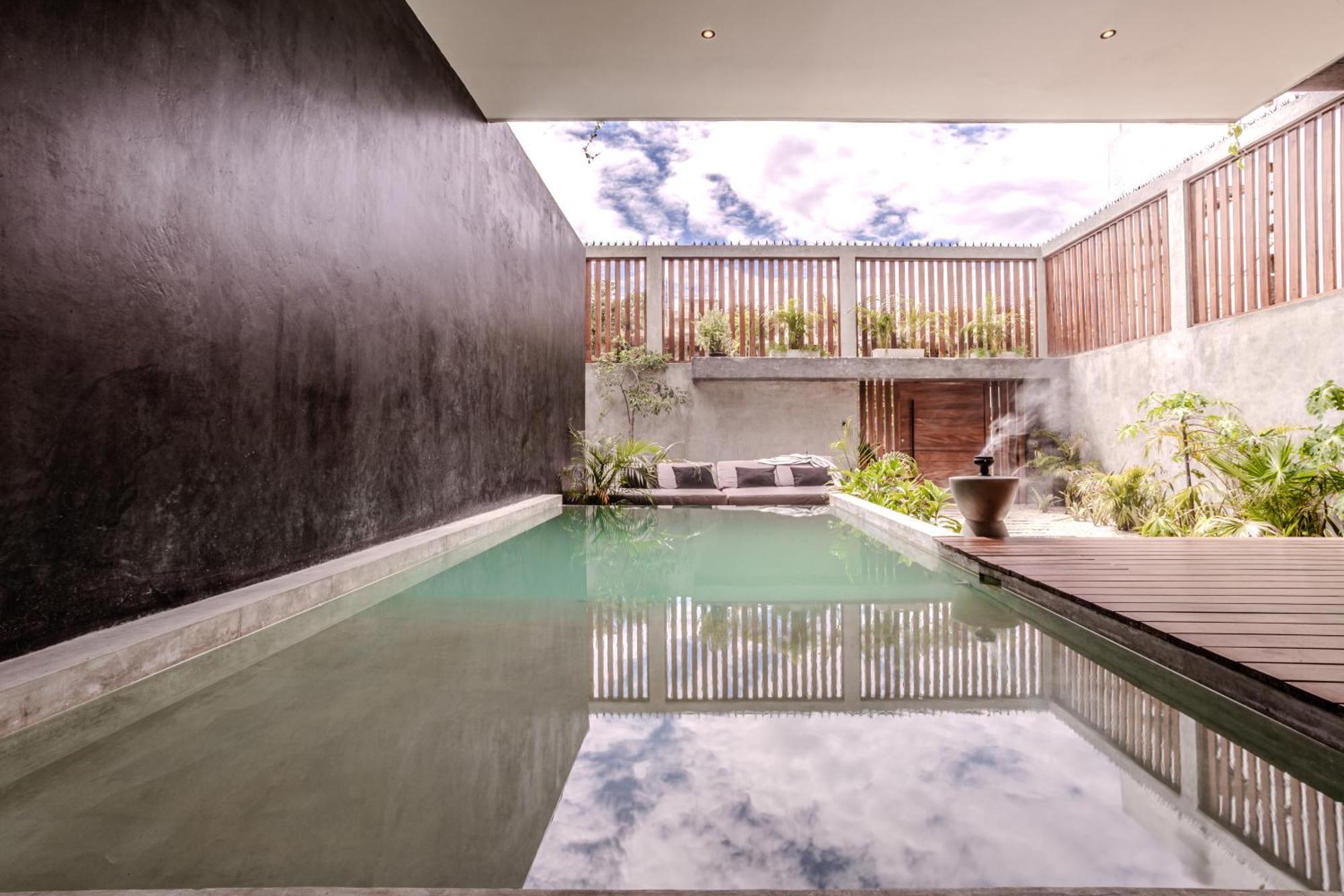 Anana Casa Karmond Villa