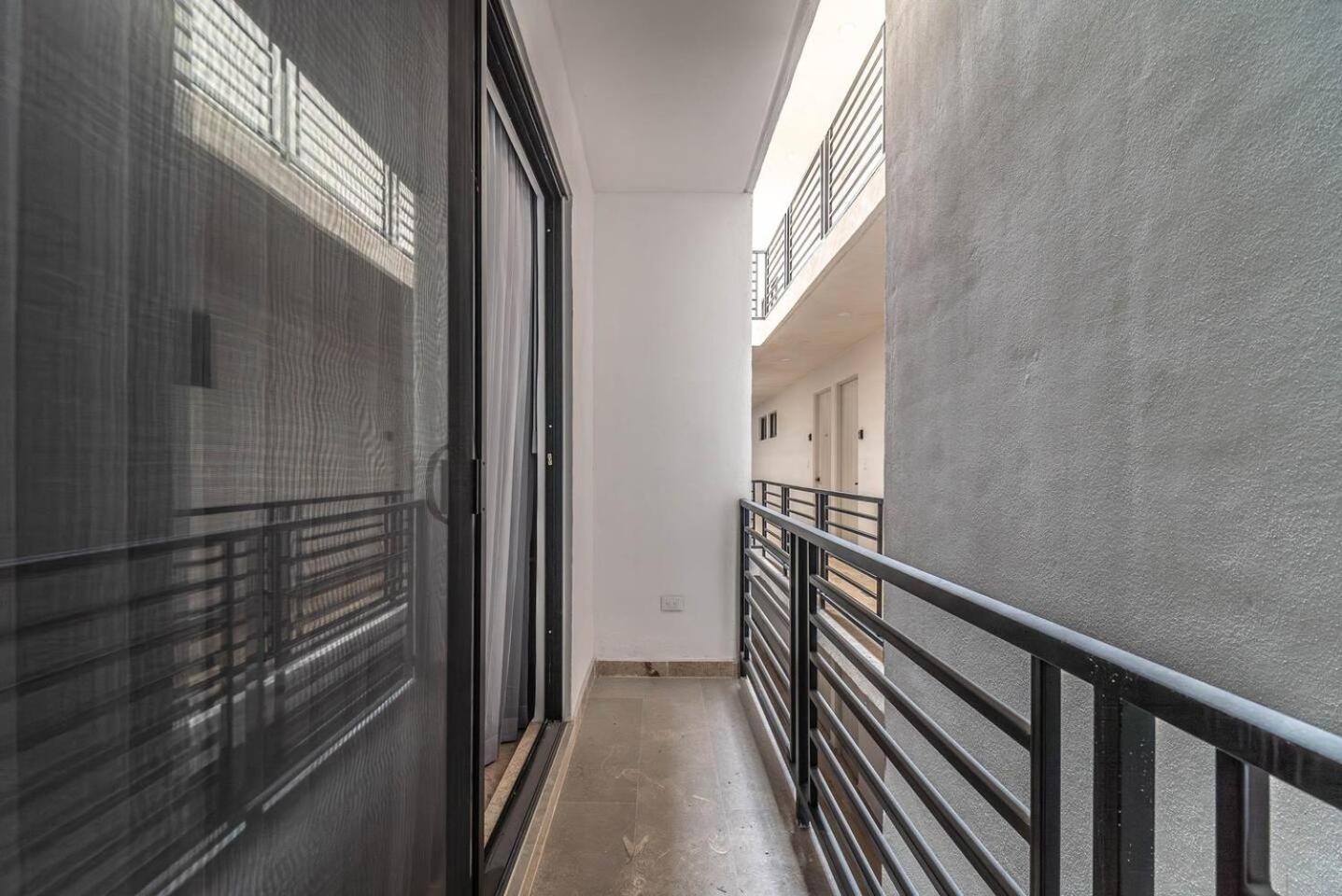 King With Private Balcony, Rooftop Pool, Gym Holiday home Tulum