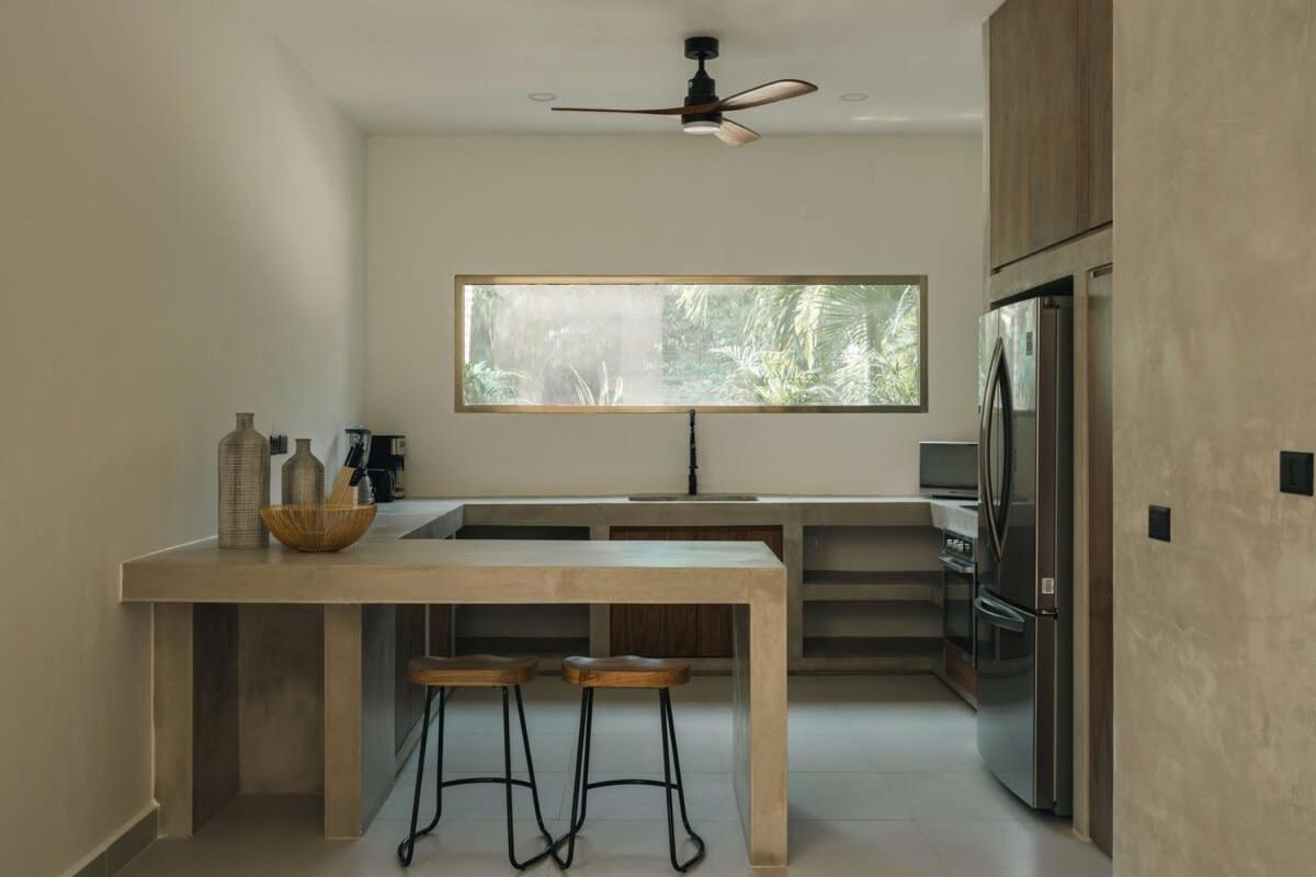 Stunnig 6br Villa, Minimalist Design, Aldea Zama Сasa de vacaciones