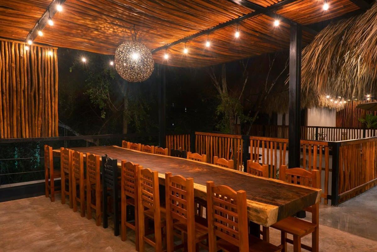 Villa Grand 7br Jacuzzi Pool & Charming Patio *