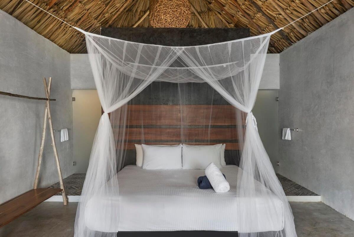 Villa Grand 7br Jacuzzi Pool & Charming Patio *