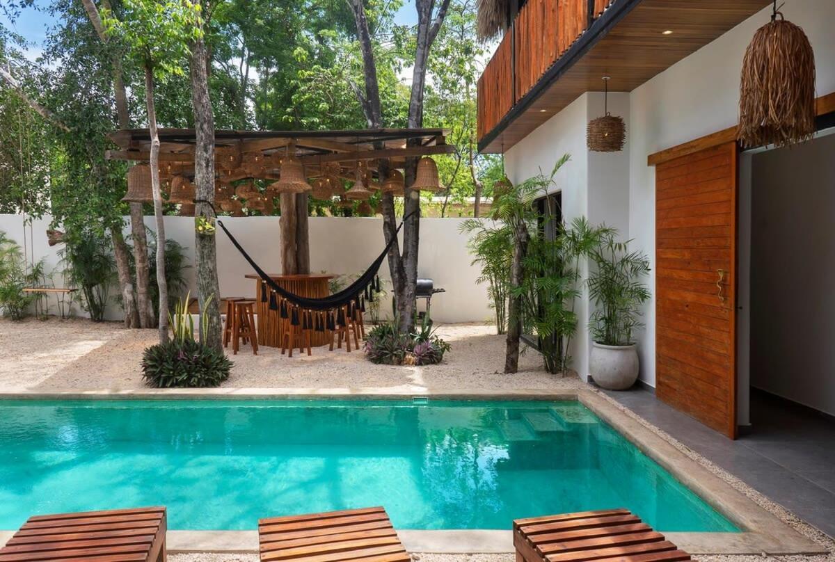 Grand 7br Jacuzzi Pool & Charming Patio Villa